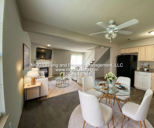 Foto del edificio - SOUTH GARDEN TOWNHOMES