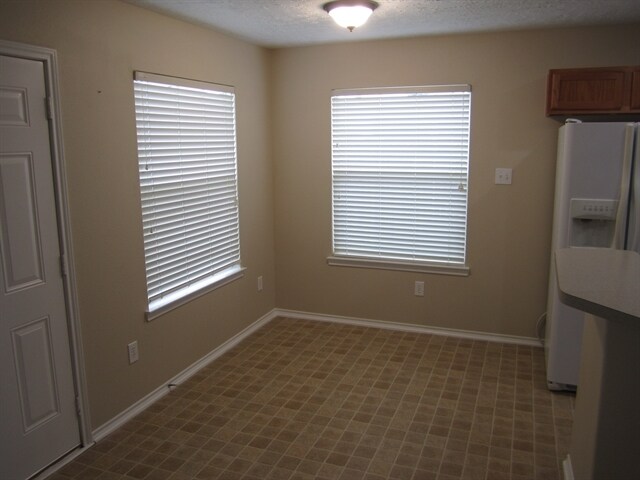 Foto del edificio - 18401 Sunrise Oaks Ct