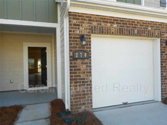 Foto del edificio - 270 Harpers Run Ln