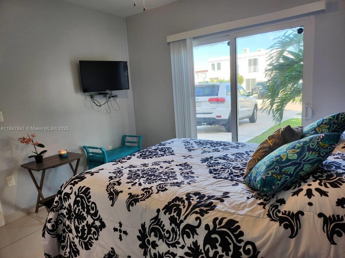 Foto principal - 26132 SW 136 Ct