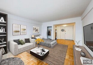 Building Photo - 219 E 69th St