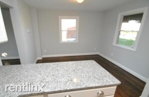 Foto del edificio - 8400 Harris Ave