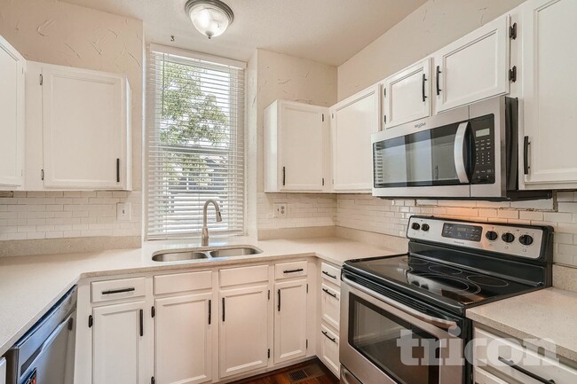 Building Photo - 10341 Routt St