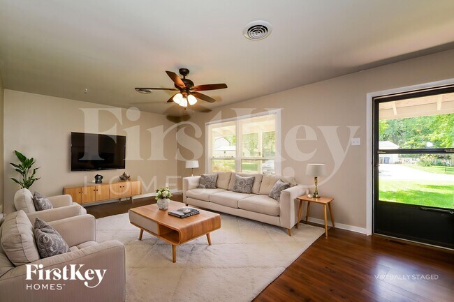 Foto del edificio - 12465 Larkwood Dr