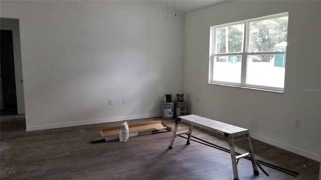 Building Photo - 801 Magnolia Ave