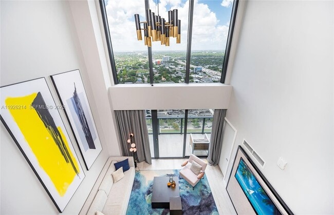 Building Photo - 121 NE 34th St