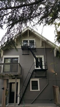 Building Photo - 1867 SW 14th Ave