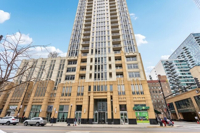 Building Photo - 1400 S Michigan Ave