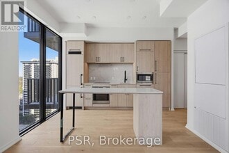 Building Photo - 109 Erskine Ave