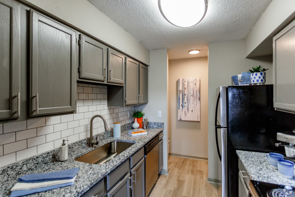 The Whitney Franklin Apartments Franklin, TN