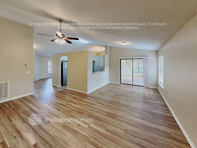 Foto del edificio - 2206 Fairmont Cir