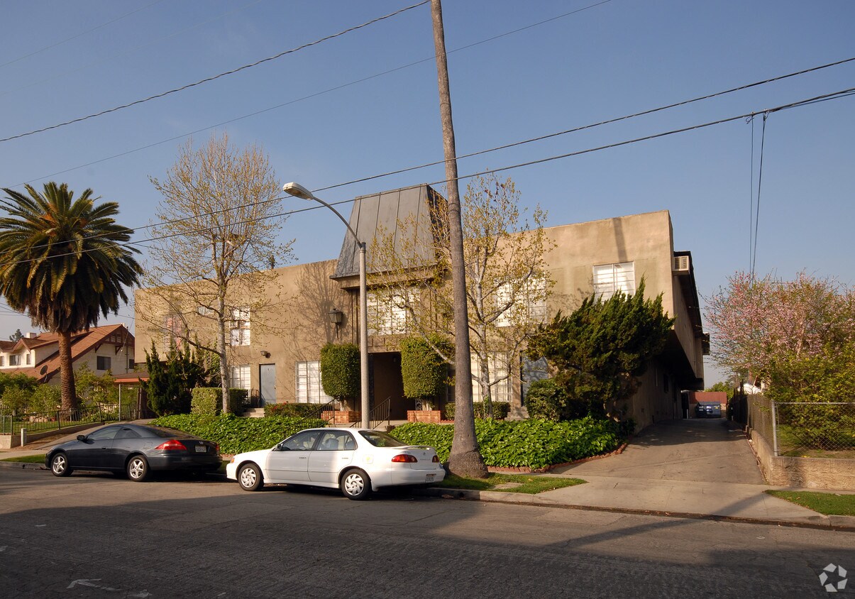 Building Photo - 1621 S 5th St