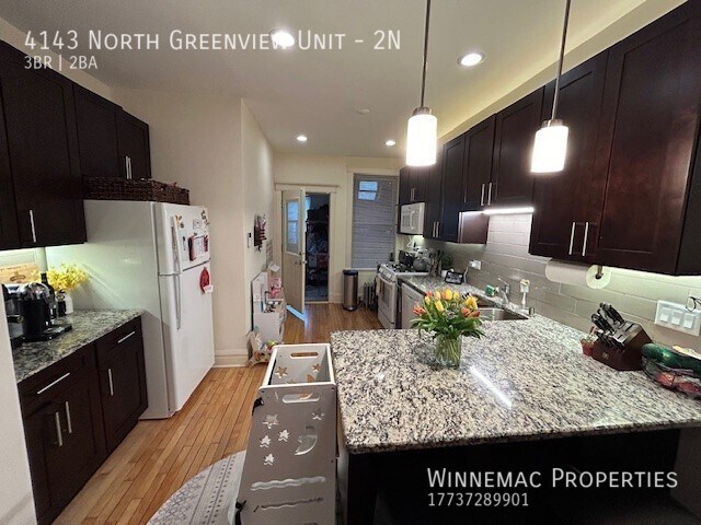 Foto del edificio - Great Apartment For Rent