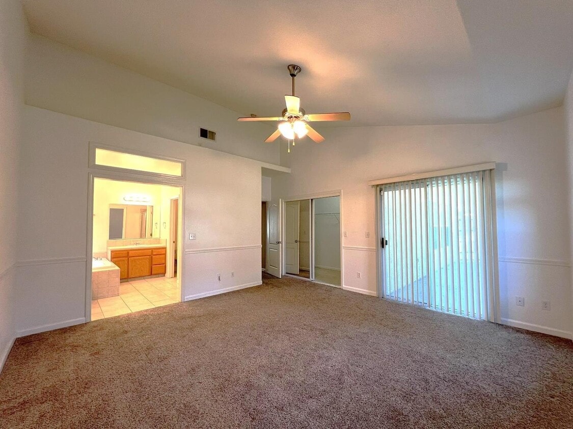 Foto del edificio - 4778 W Oswego Ave