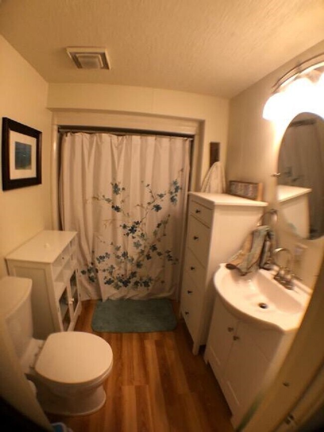 Photo - 2346 Sherbrook St Townhome