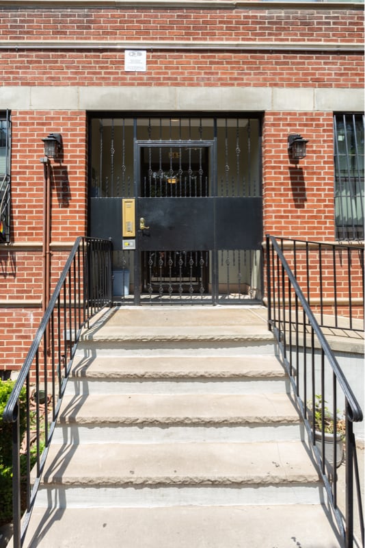 Building Photo - 385 Douglass St