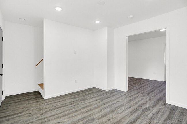 Foto del edificio - 2212 S Delawanda Ave