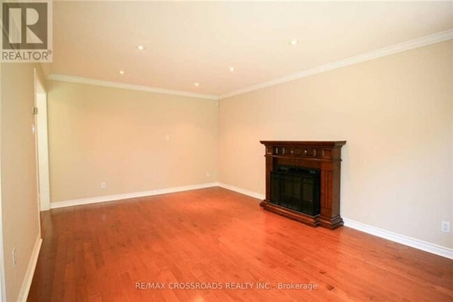 Building Photo - 106 Abbeywood Trail