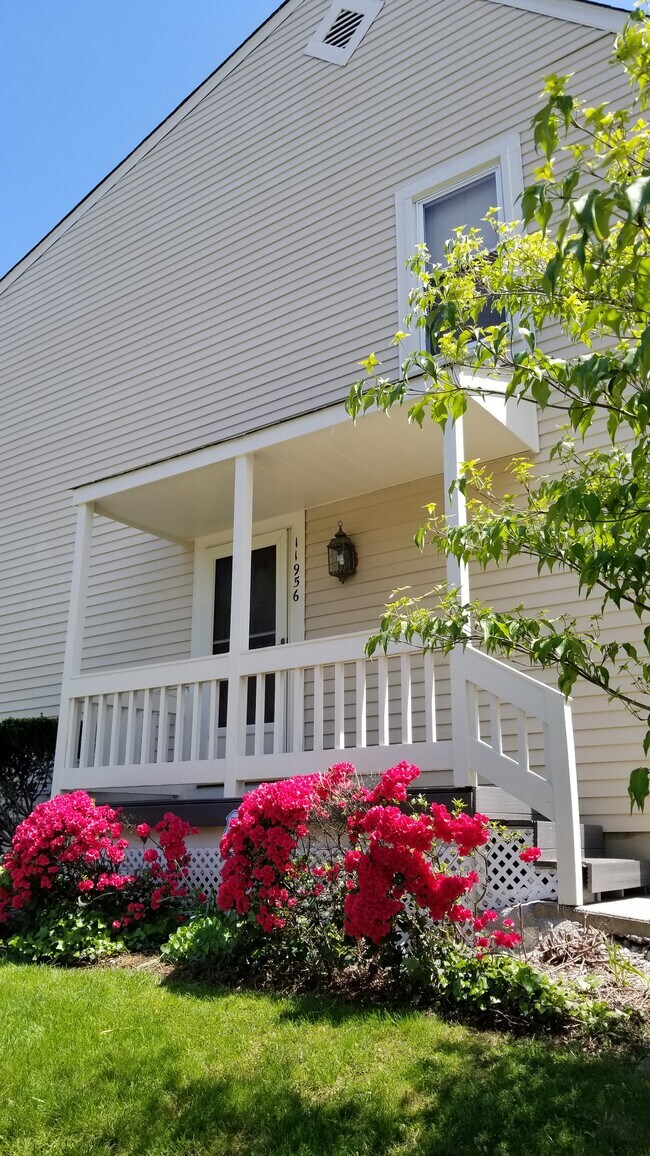 Foto del edificio - 11956 Hollowwind Ct