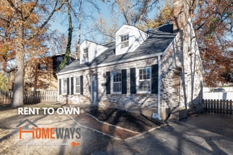 Building Photo - 554 S Clay Ave