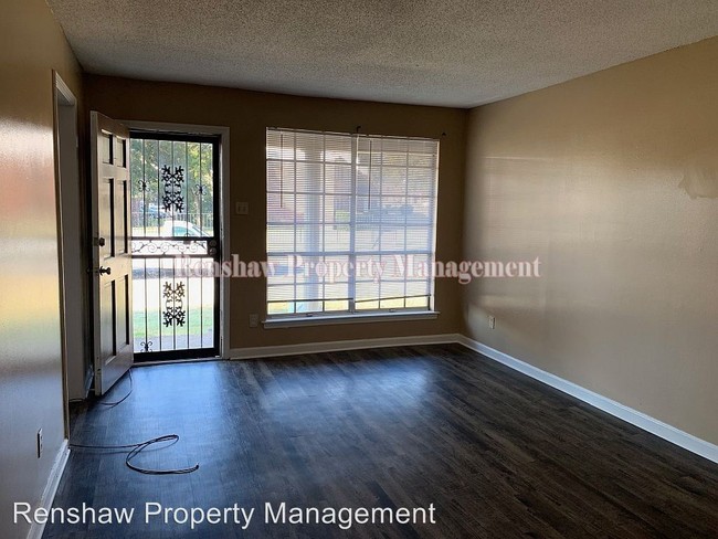 Building Photo - 2 br, 1.5 bath House - 147 Hillview Ave.