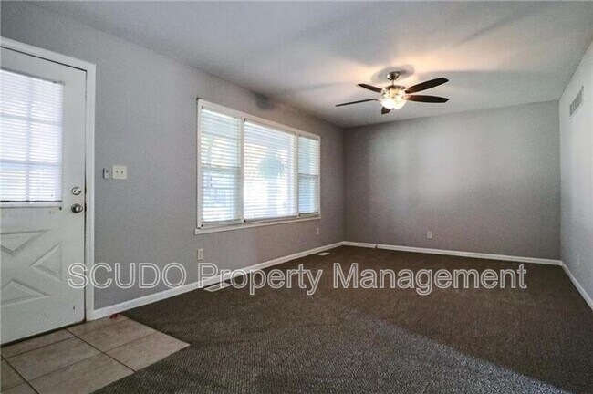 Foto del edificio - 8909 E 73rd St