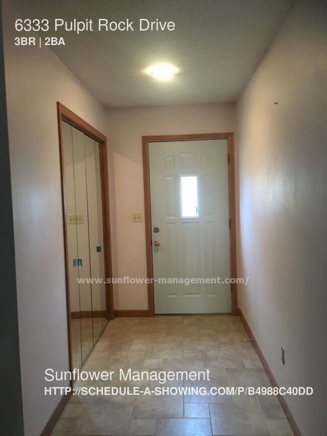 Building Photo - 6333 Pulpit Rock Dr