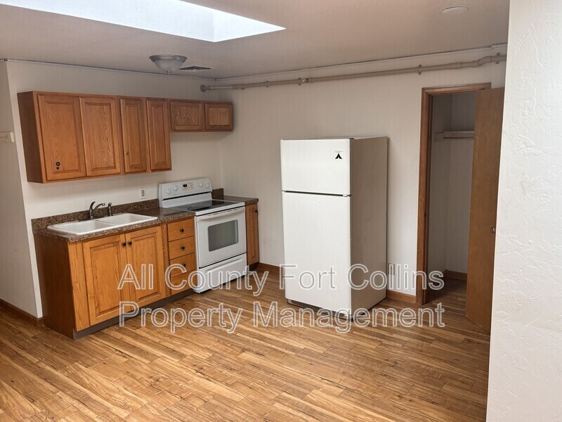 Building Photo - 348 N Jefferson Ave