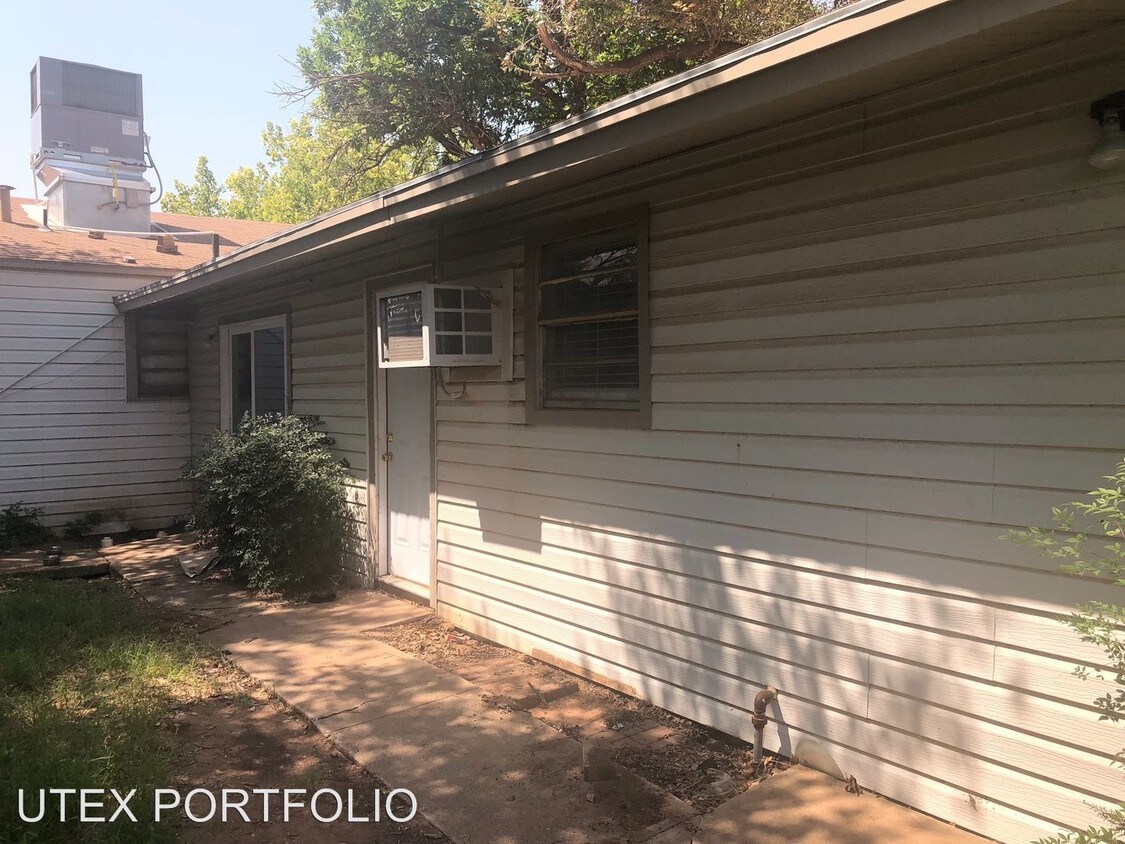 Foto principal - 3216 35th St