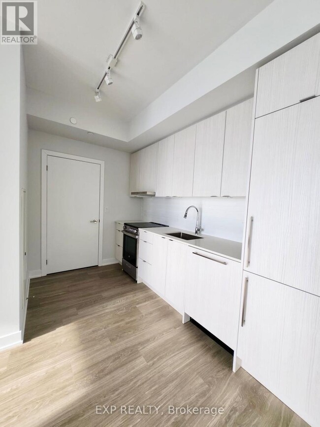 Building Photo - 4130 Parkside Village Dr
