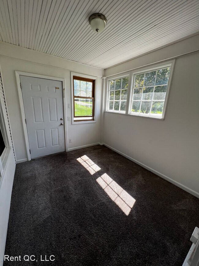 Building Photo - 4 br, 1.5 bath House - 933 45th Street