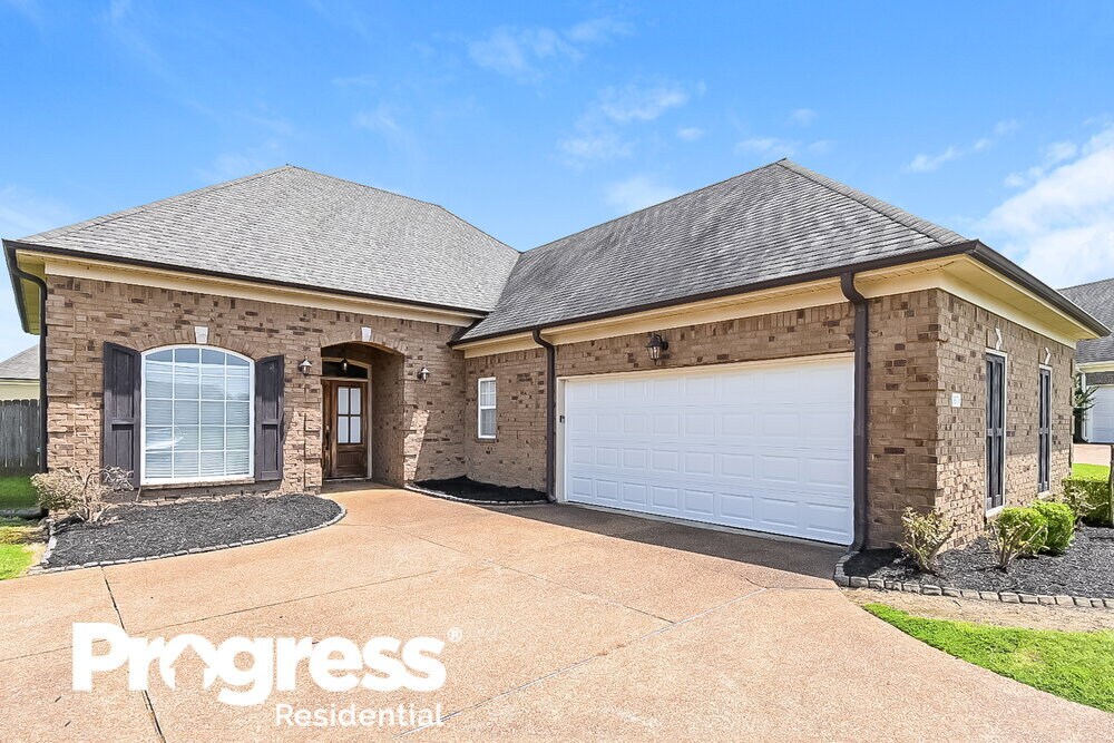 3376 Valley Crest Dr, Southaven, MS 38672 House for Rent in Southaven