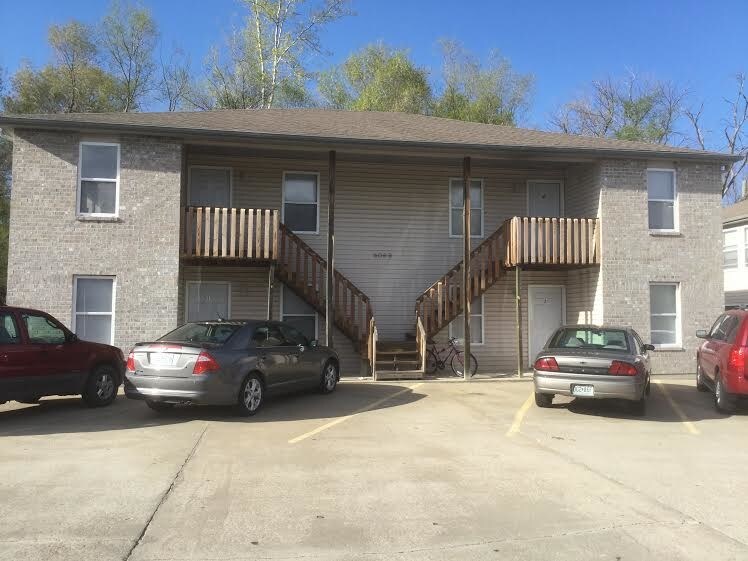 Foto principal - 208 E Culton St