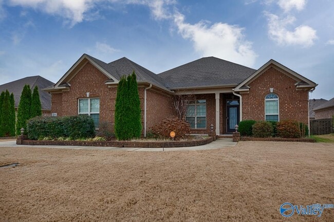 Building Photo - 104 Jenny Dr
