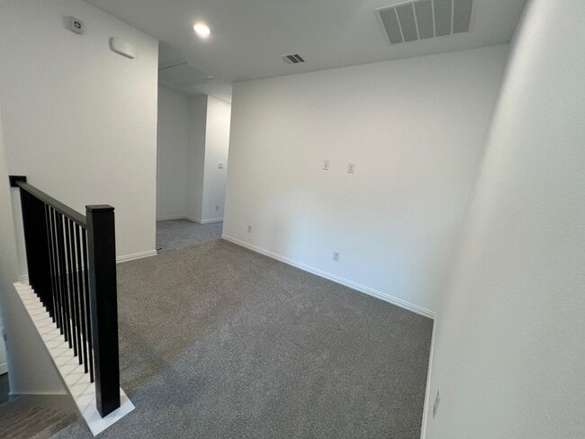 Foto del edificio - 3758 Pierce Ln
