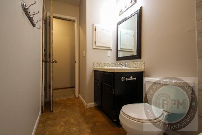 Foto del edificio - 8803 S 143rd St