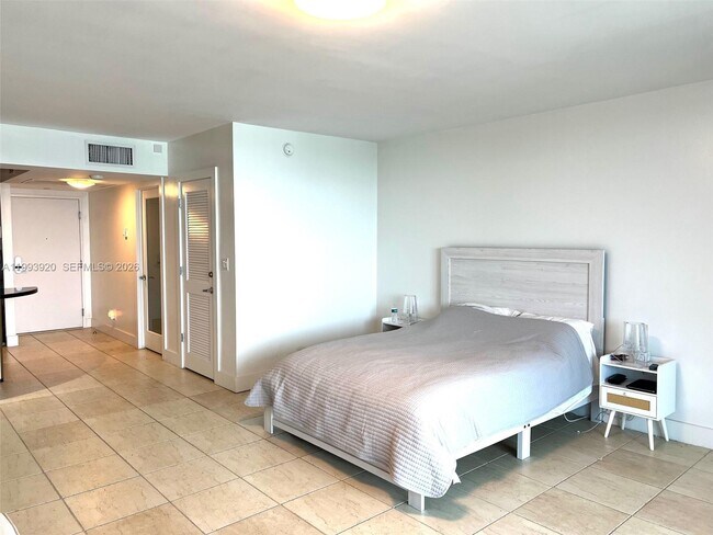 Foto del edificio - 2301 Collins Ave