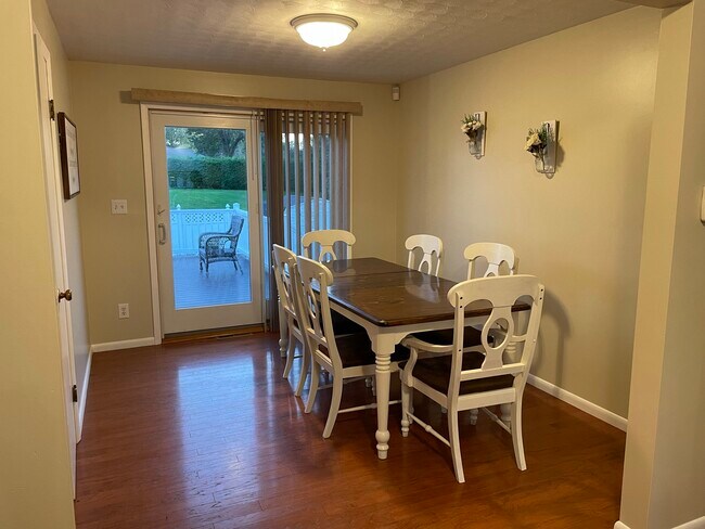 Building Photo - 26 Wadas Dr