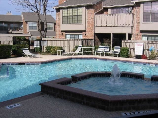 Foto del edificio - 412 Pebble Way