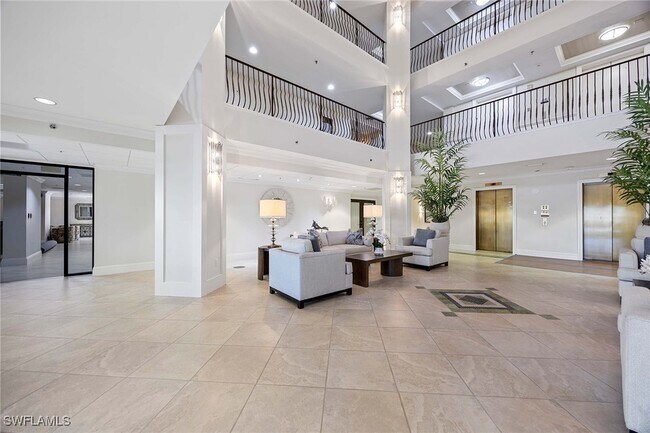 Foto del edificio - 520 S Collier Blvd