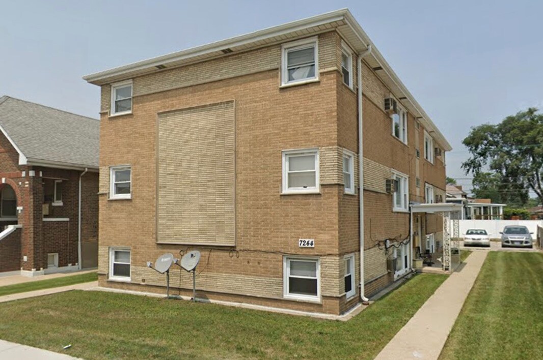 7244 Archer Ave, Summit, IL 60501 House Rental in Summit, IL