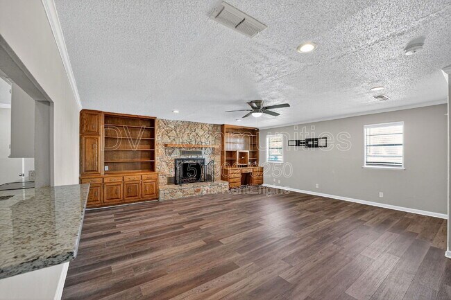 Foto del edificio - 936 N Las Vegas Trail