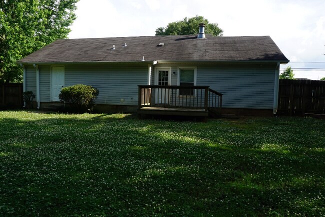 Foto del edificio - 13254 Dickens Ln