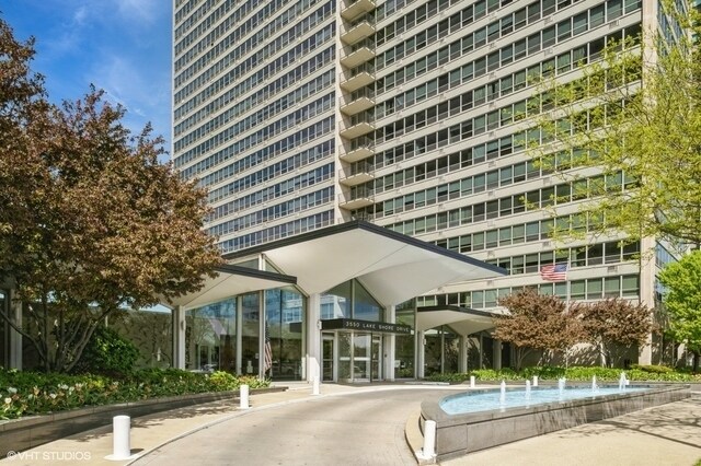 Primary Photo - 3550 N Lake Shore Dr