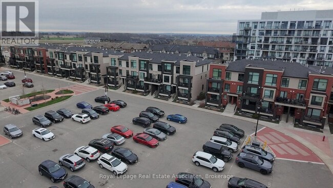 Building Photo - 100-100 Dufay Rd
