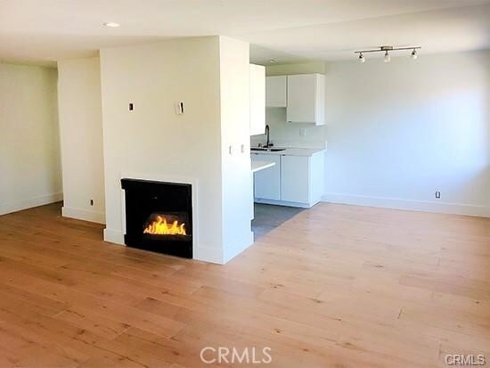 Building Photo - 811 6th Ct