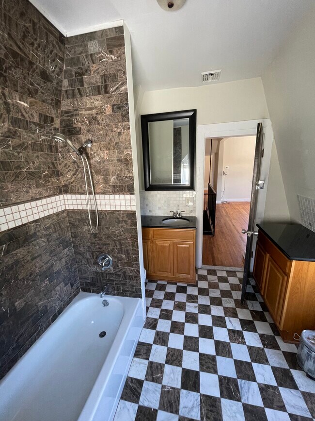 Bathroom - 37 S Union Ave