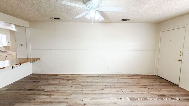 Building Photo - 2113 S Loop 289