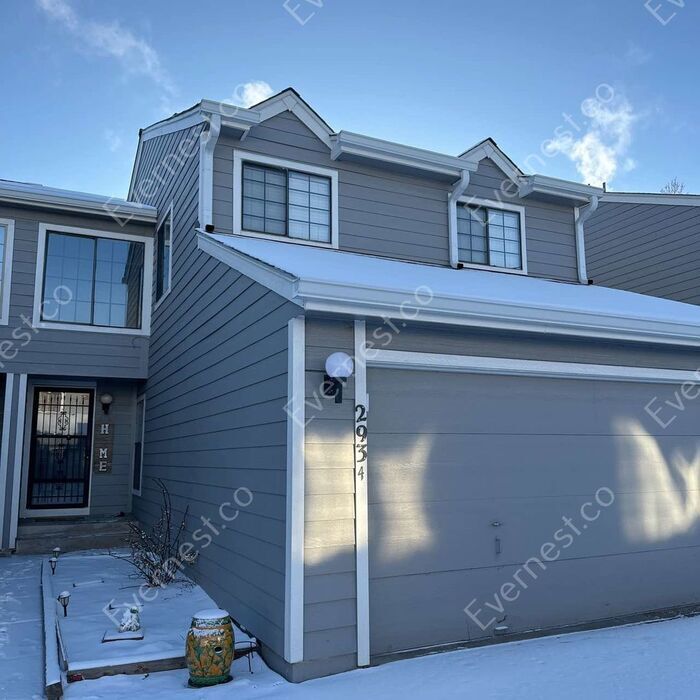 Primary Photo - 3-Bedroom Home with Fireplace and Modern A...