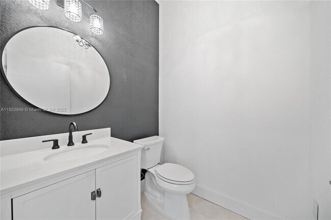 Foto del edificio - 2414 SE 21st St